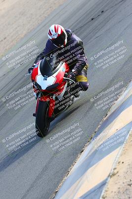 media/Jan-14-2022-Apex Assassins (Fri) [[4609ad47be]]/Trackday 1/Session 5/Turn 10 Inside/